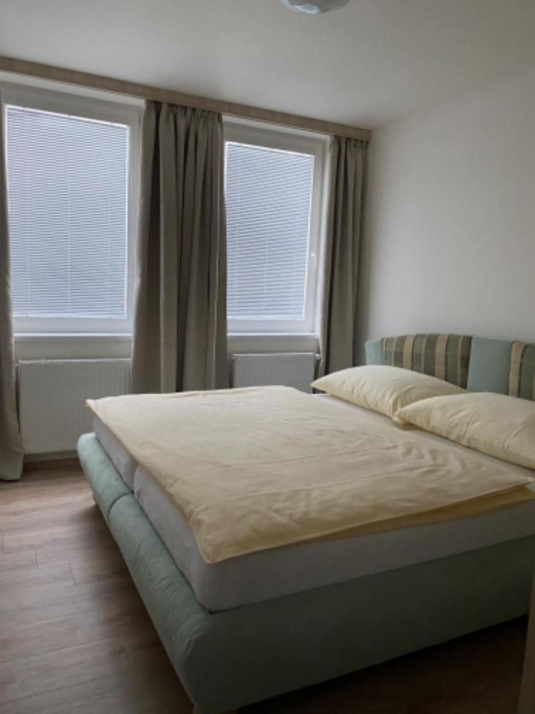 Selsky Dvur Perstejn Hotel Ngoại thất bức ảnh